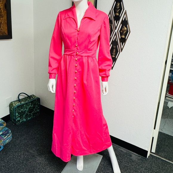 Pink Long Sleeve Polyester Gown - Picture 12 of 12